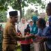 Gus Bupati Besuk Warga Lansia Penderita Kelumpuhan di Tanjungkenongo.