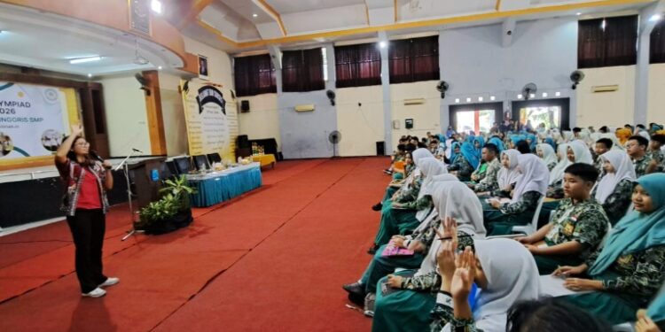 Agar Siswa Semangat Belajar Bahasa Inggris, MGMP Bahasa Inggris Hadirkan Guru Amerika