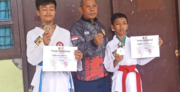 Murid SMP PGRI 1 Buduran Raih Piala Bergilir Kadikbud Sidoarjo