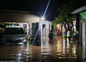 Pemkab Pasuruan Bantu Evakuasi Warga Kurban Banjir