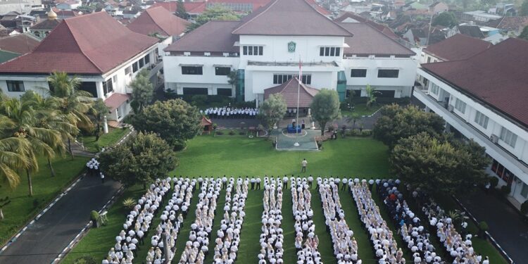 ASN Lumajang Diminta Adaptif dan Profesional Usai Libur Lebaran