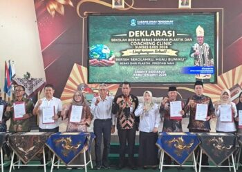 Ciptakan Pendidikan Bersih dan Sehat, Cabdin Pendidikan Deklarasikan Sekolah Bebas Sampah Plastik