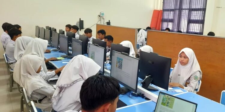 Gladi Bersih TKA di Sekolah Sidoarjo Ada Sedikit Masalah