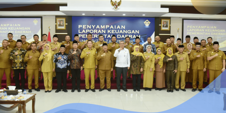 Bupati Lamongan Serahkan LKPD Unaudited Tahun Anggaran 2025 ke BPK