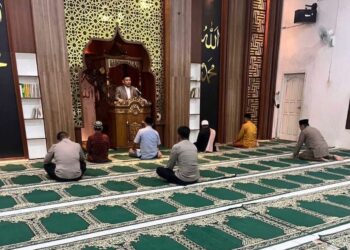 Shalat Jumat itu Kewajiban, Jangan Bubar Hanya Karena Kurang dari 40 Jama’ah