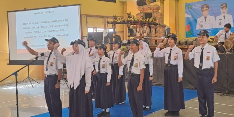 ‘Roadshow Pendidikan Antikorupsi 2026’ di SMP Negeri 1 Sedati