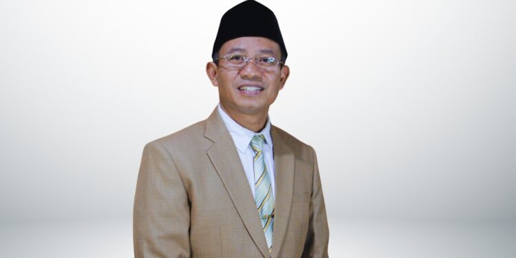 Ramai Merayakan Kelulusan, Sunyi Menyiapkan Masa Depan