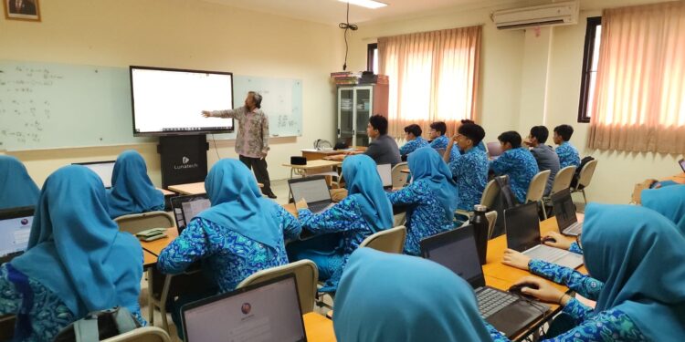 MAN IC Serpong Menjadi Standar Pendidikan Dunia