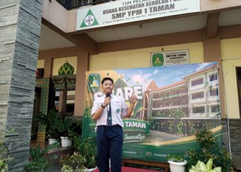 Murid Kelas IX SMP YPM 1 Taman Asah Gagasan dan Public Speaking Lewat “Sharing Days”
