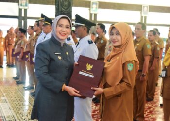 Rotasi 70 Pejabat Baru di Lumajang Tekankan Integritas ASN