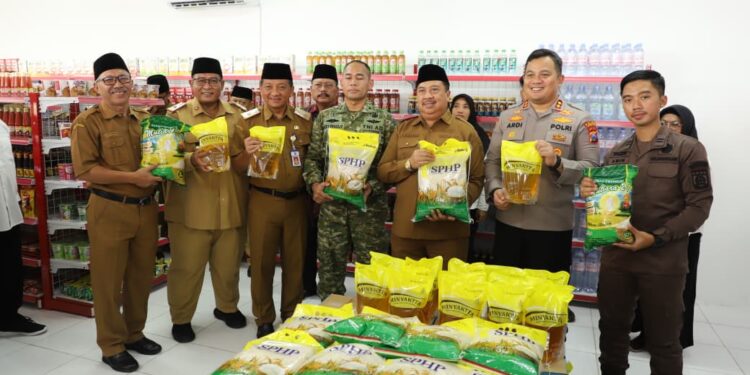 Bupati Jombang Resmikan Operasionalisasi 1061 KDKMP Bersama Presiden Via Zoom