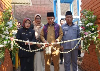 Guna Mencetak Generasi Tangguh, Bupati Mojokerto Tekankan Sinergi Sekolah dan Orang Tua
