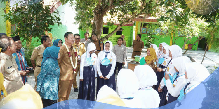 Hari Pertama Sekolah, Bupati Yes Pastikan MPLS Aman dan Bebas Bullying