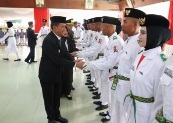 Paskibraka Bojonegoro Resmi Dikukuhkan Bupati Setyo Wahono, Siap Bertugas
