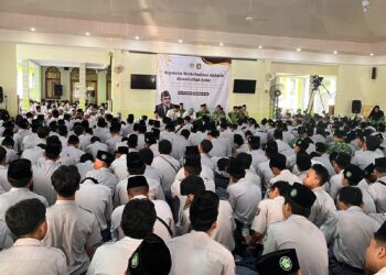 Roadshow Maulid Nabi SMK YPM 1 Taman Penuh Pesan tentang Akhlak