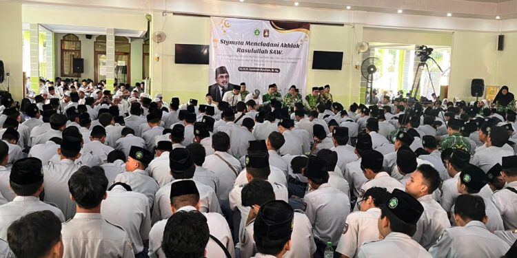 Roadshow Maulid Nabi SMK YPM 1 Taman Penuh Pesan tentang Akhlak