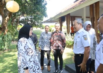Atasi Kemacetan Pelabuhan Ketapang, Pemkab Banyuwangi dan KAI Bangun Kantong Parkir