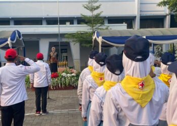 Wakil Bupati Nurul Azizah Pimpin Apel HUT ke-81 PMI dan Temu Gladi PMR III Tahun 2026