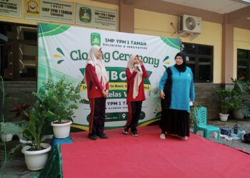 Tuntaskan IBC 3 Bulan, SMP YPM 1 Taman Gelar Closing Ceremony dan Apresiasi Siswa Berprestasi