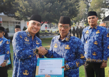 Mengakhiri Masa Tugas, 29 ASN Lumajang Terima Apresiasi atas Pengabdian
