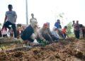 Dukung Indonesia Asri, Pemuda Kota Mojokerto Gelar Green Action Di Taman Bahari Mojopahit